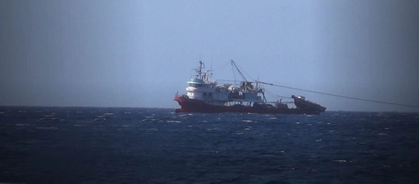 Πρωτοφανής εισβολή τουρκικών αλιευτικών στην ελληνική αιγιαλίτιδα ζώνη: Έφτασαν μέχρι την Γαύδο - Στάθμευσαν στη Σούδα